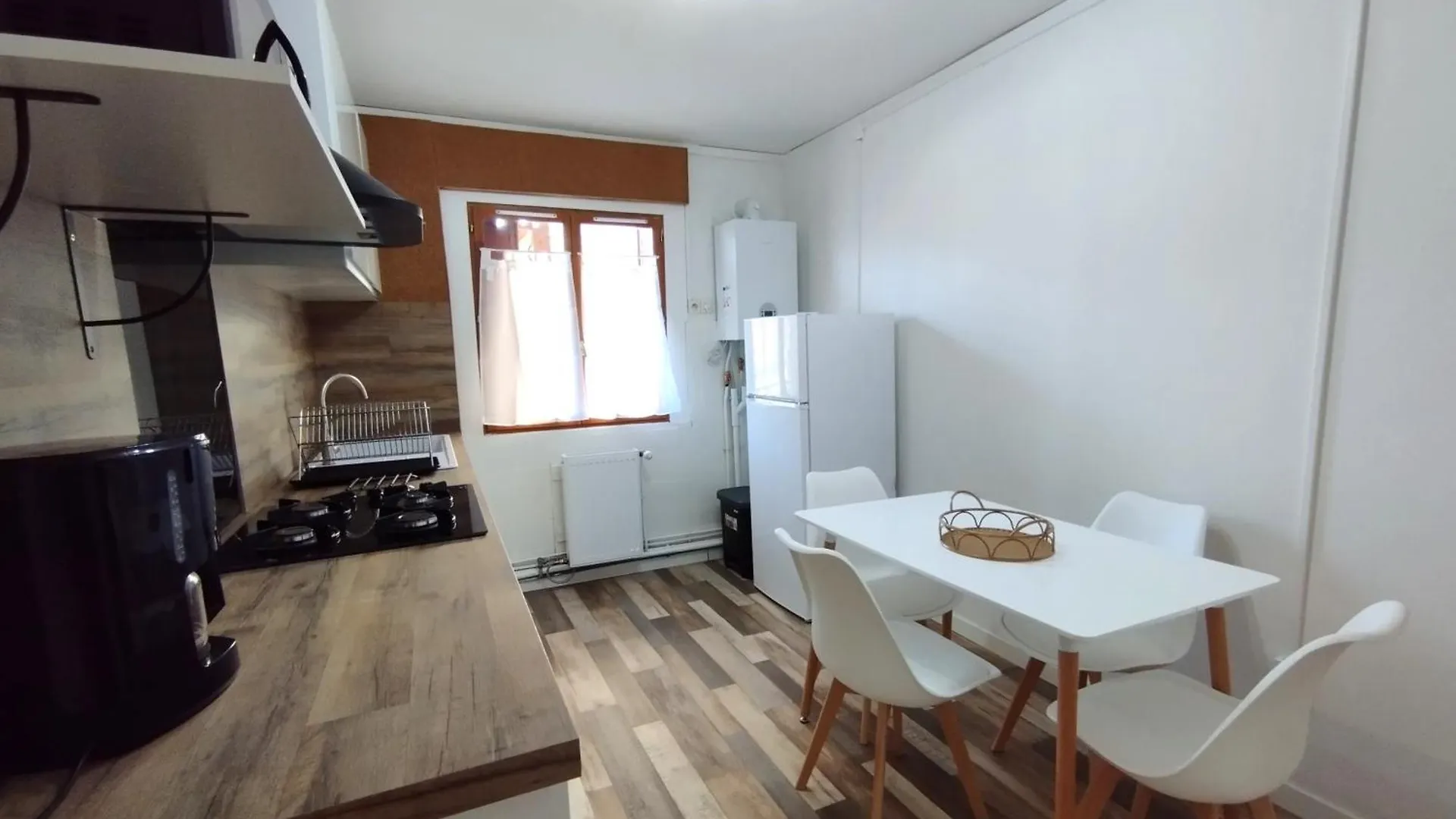Le Chevran - Appart 2 Chambres - Proche Gare Cluses Francja